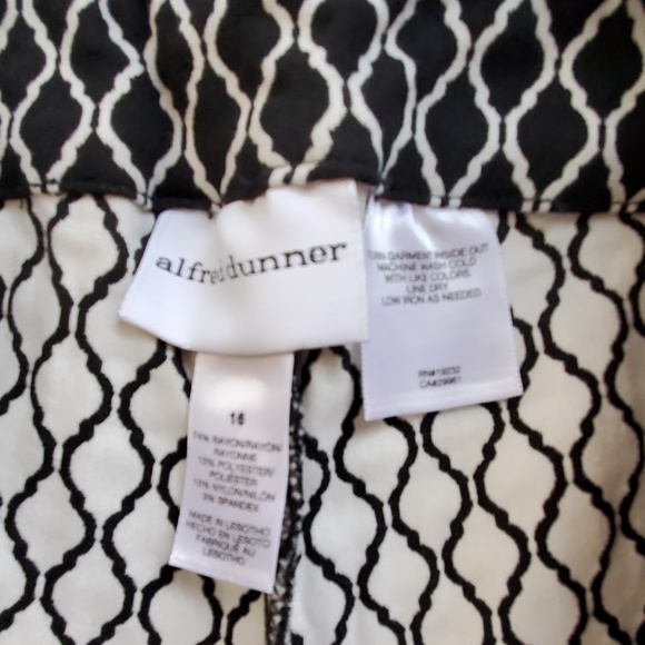 ALFRED DUNNER Pants - Picture 3 of 3